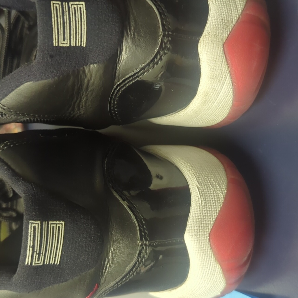 Jordan 11 - Picture 3 of 4